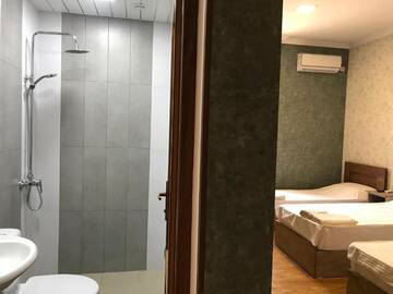 Фото номера Трехместный номер Делюкс Отели типа «постель и завтрак» Kamar Hotel Ijevan г. Иджеван 5