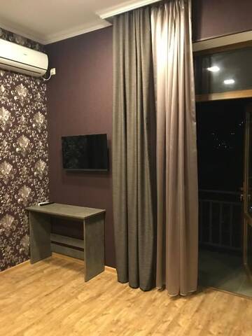 Фото номера Полулюкс с балконом Отели типа «постель и завтрак» Kamar Hotel Ijevan г. Иджеван 3